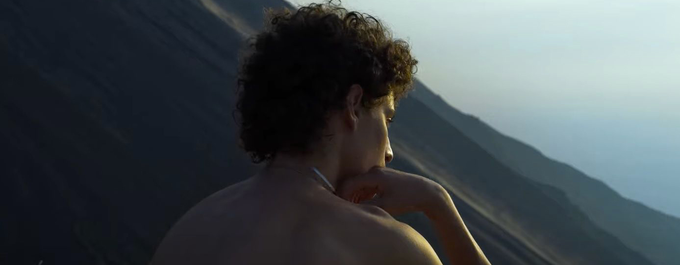 È stata la mano di Dio, la recensione del film di Sorrentino